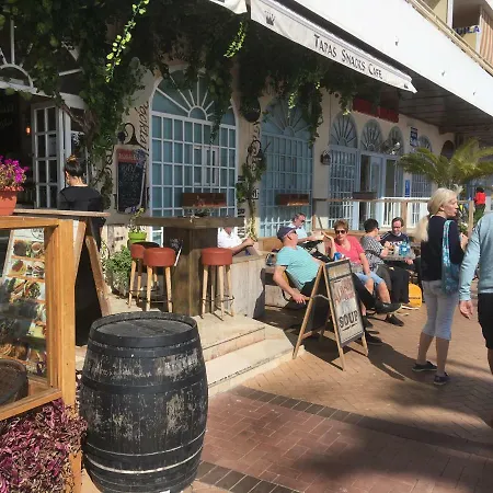 David By The Sea. 1:st Line * Fuengirola