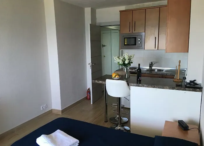 David By The Sea. 1:st Line Apartament *