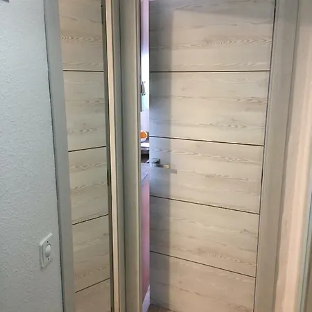 David By The Sea. 1:st Line * 푸엔히롤라