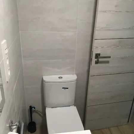 David By The Sea. 1:st Line 푸엔히롤라