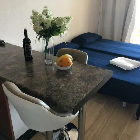 David By The Sea. 1:st Line *