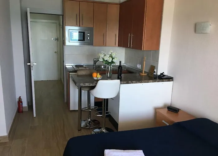 David By The Sea. 1:st Line 丰希罗拉